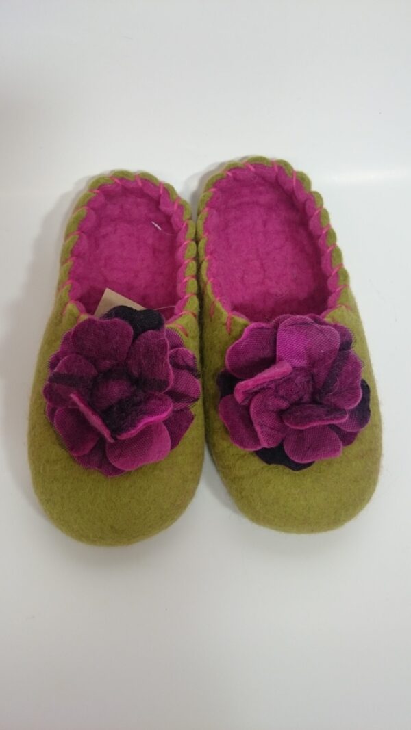 flower slippers 39 - KODUKÄSITÖÖ